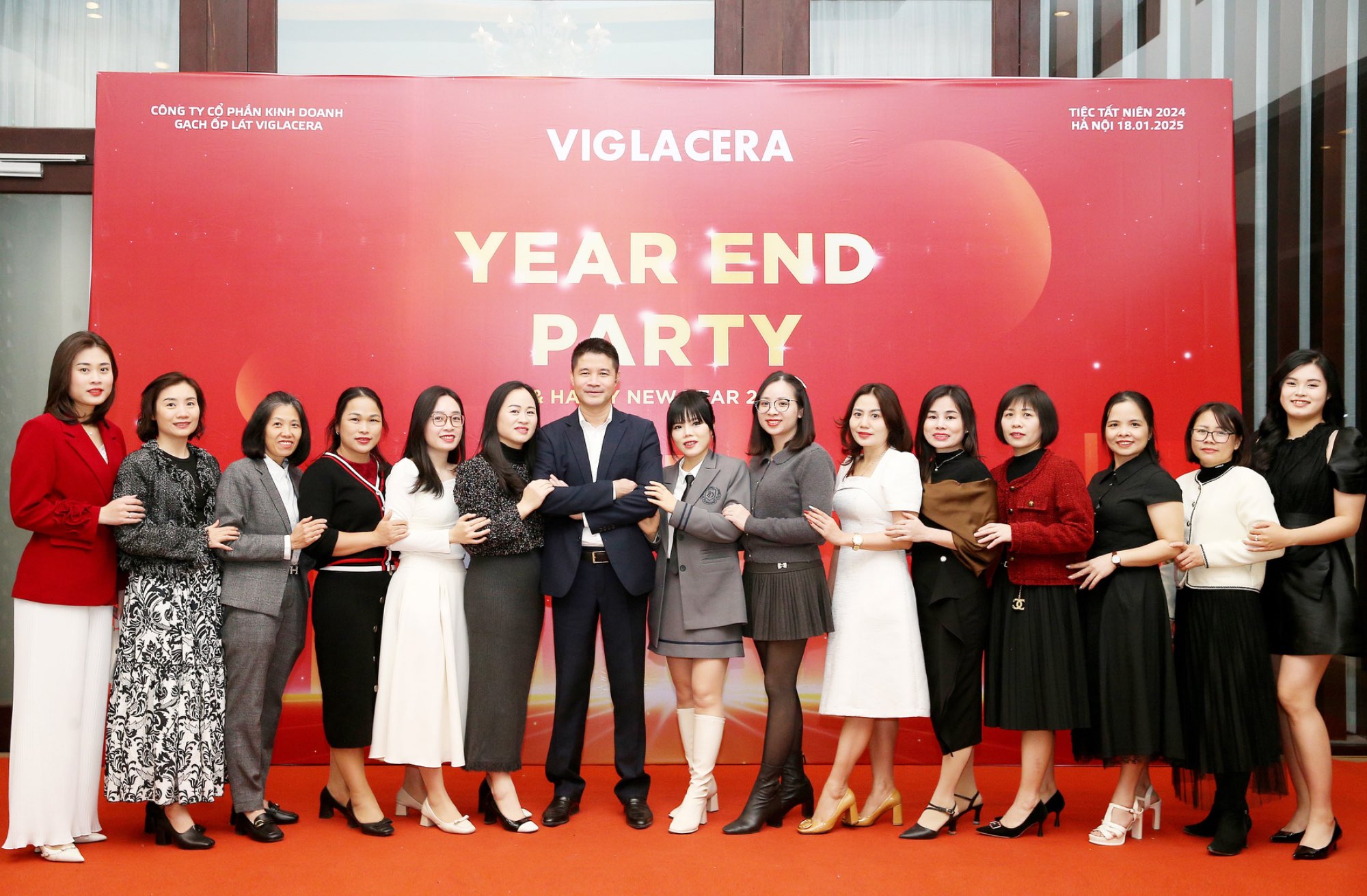 CÔNG TY CP KINH DOANH GẠCH ỐP LÁT VIGLACERA TỔ CHỨC YEAR END PARTY 2024 KHU VỰC MIỀN BẮC