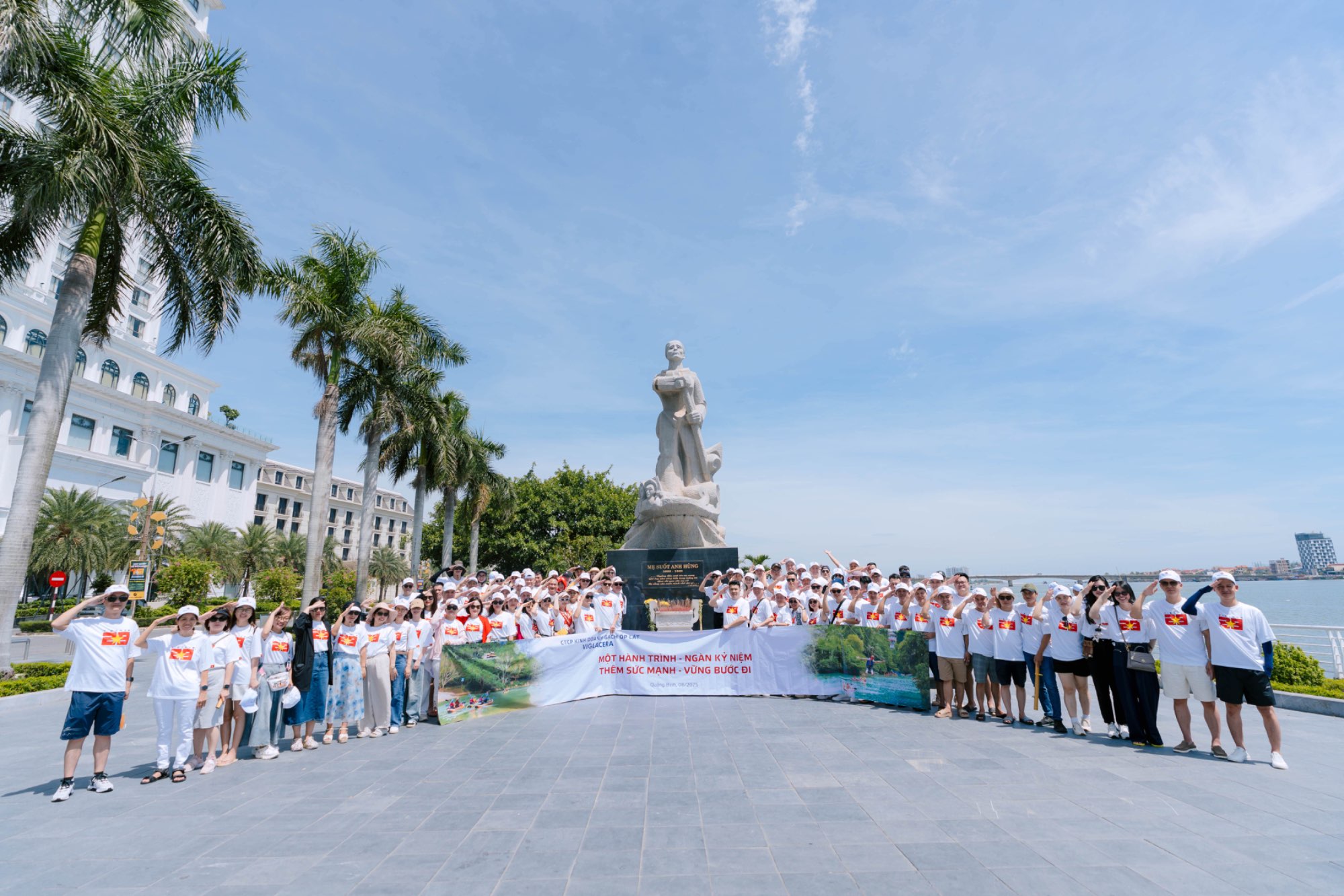 “MỘT HÀNH TRÌNH – NGÀN KỶ NIỆM – THÊM SỨC MẠNH – VỮNG BƯỚC ĐI”