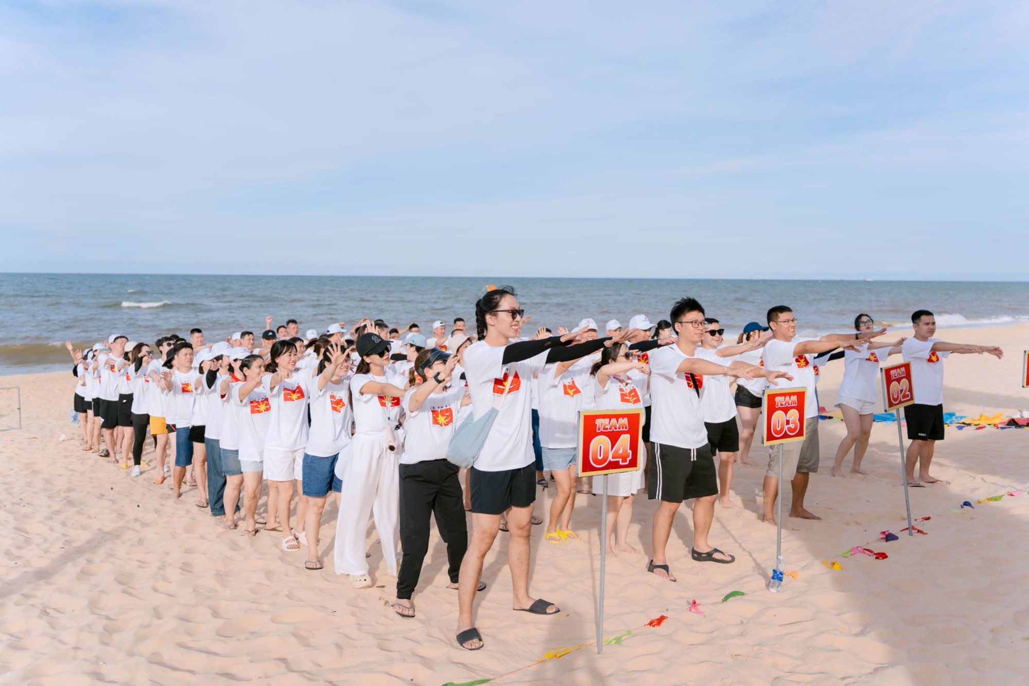 “MỘT HÀNH TRÌNH – NGÀN KỶ NIỆM – THÊM SỨC MẠNH – VỮNG BƯỚC ĐI”