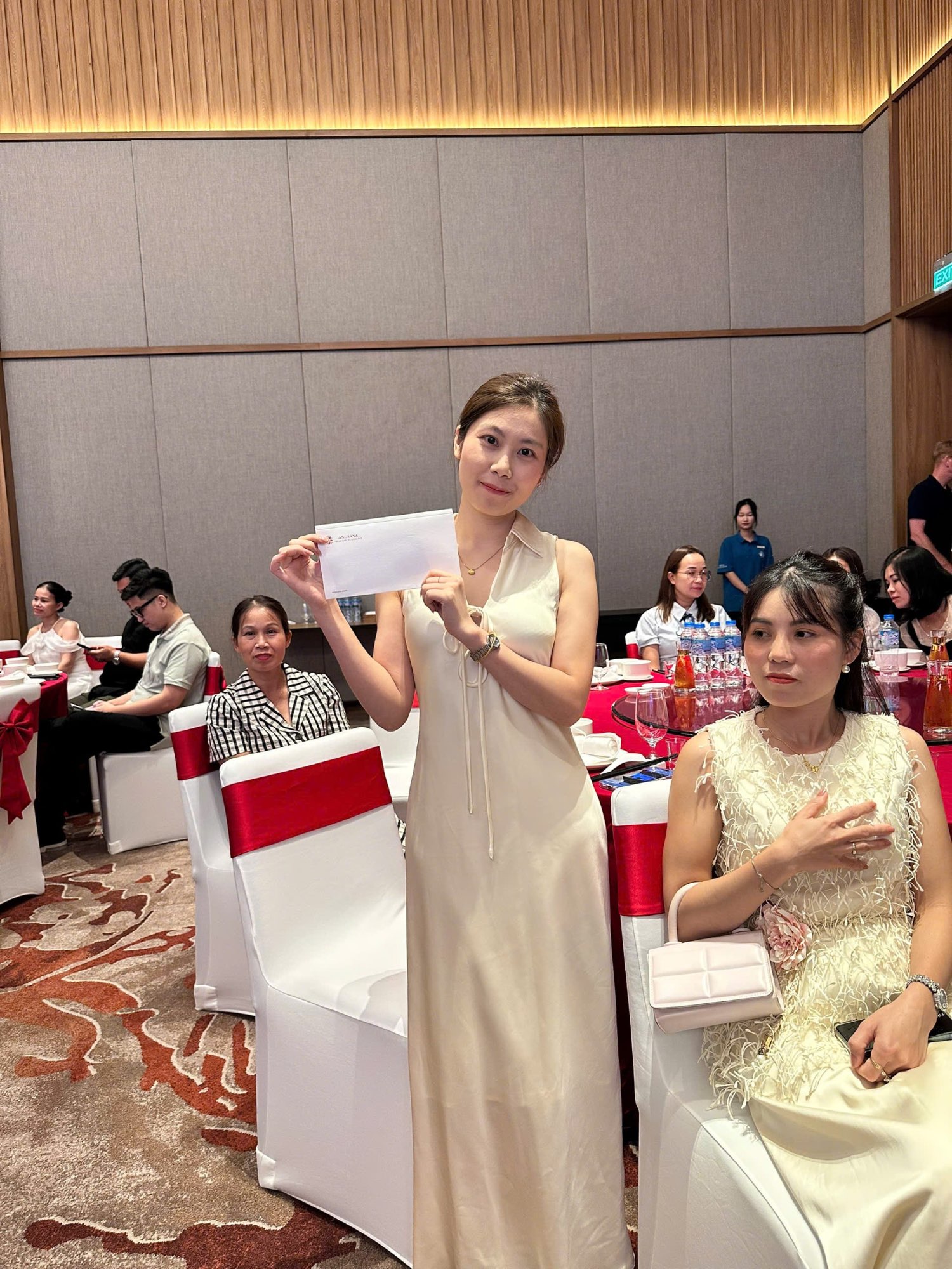 “BÁN GẠCH ĐẲNG CẤP – NGHỈ DƯỠNG ĐẬM CHẤT”: TỪ BIỂN XANH QUAN LẠN ĐẾN NHỮNG MỤC TIÊU MỚI