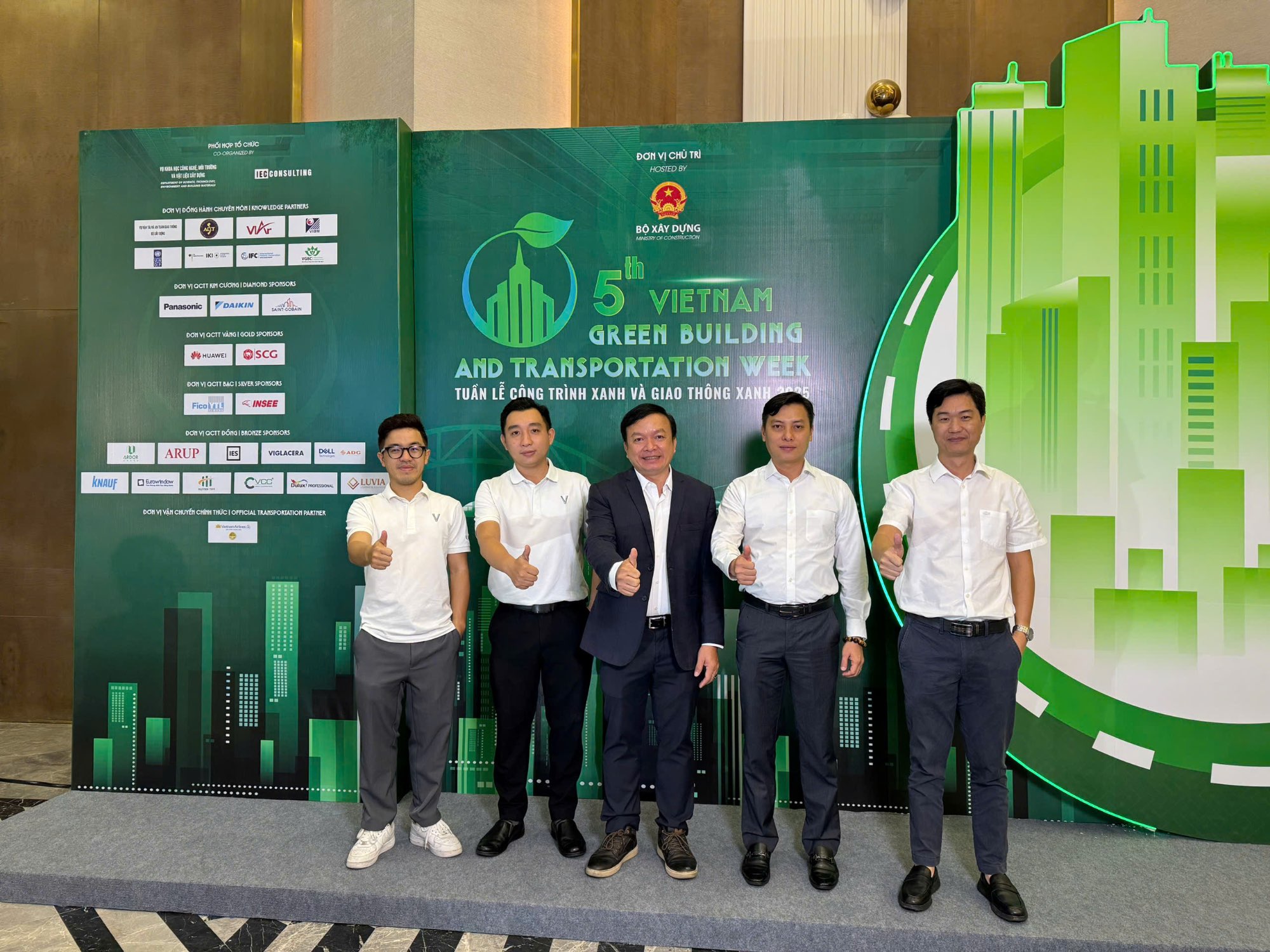 VIGLACERA THAM DỰ TUẦN LỄ CÔNG TRÌNH XANH VÀ GIAO THÔNG XANH 2025