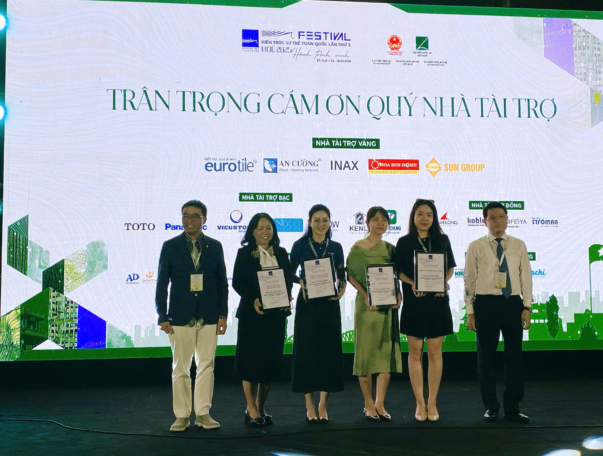 VIGLACERA ĐỒNG HÀNH CÙNG FESTIVAL KIẾN TRÚC SƯ TRẺ TOÀN QUỐC LẦN THỨ X – HUẾ 2025 VỚI CHỦ ĐỀ “HÀNH TRÌNH XANH”