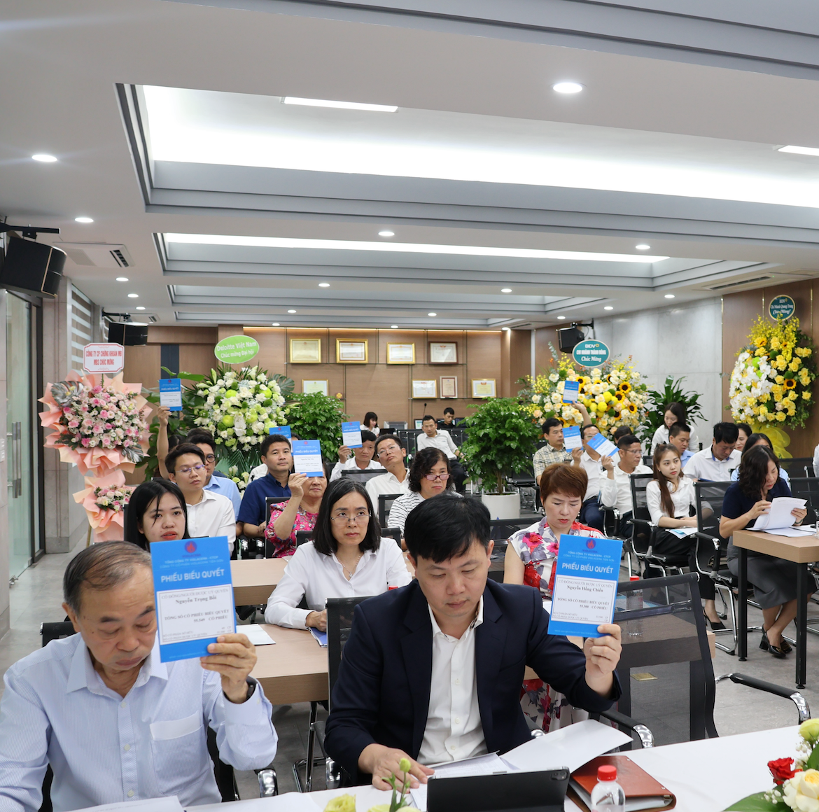 ĐẠI HỘI ĐỒNG CỔ ĐÔNG THƯỜNG NIÊN NĂM 2026 : ĐỒNG THUẬN CHIẾN LƯỢC, VỮNG BƯỚC TRONG GIAI ĐOẠN PHÁT TRIỂN MỚI