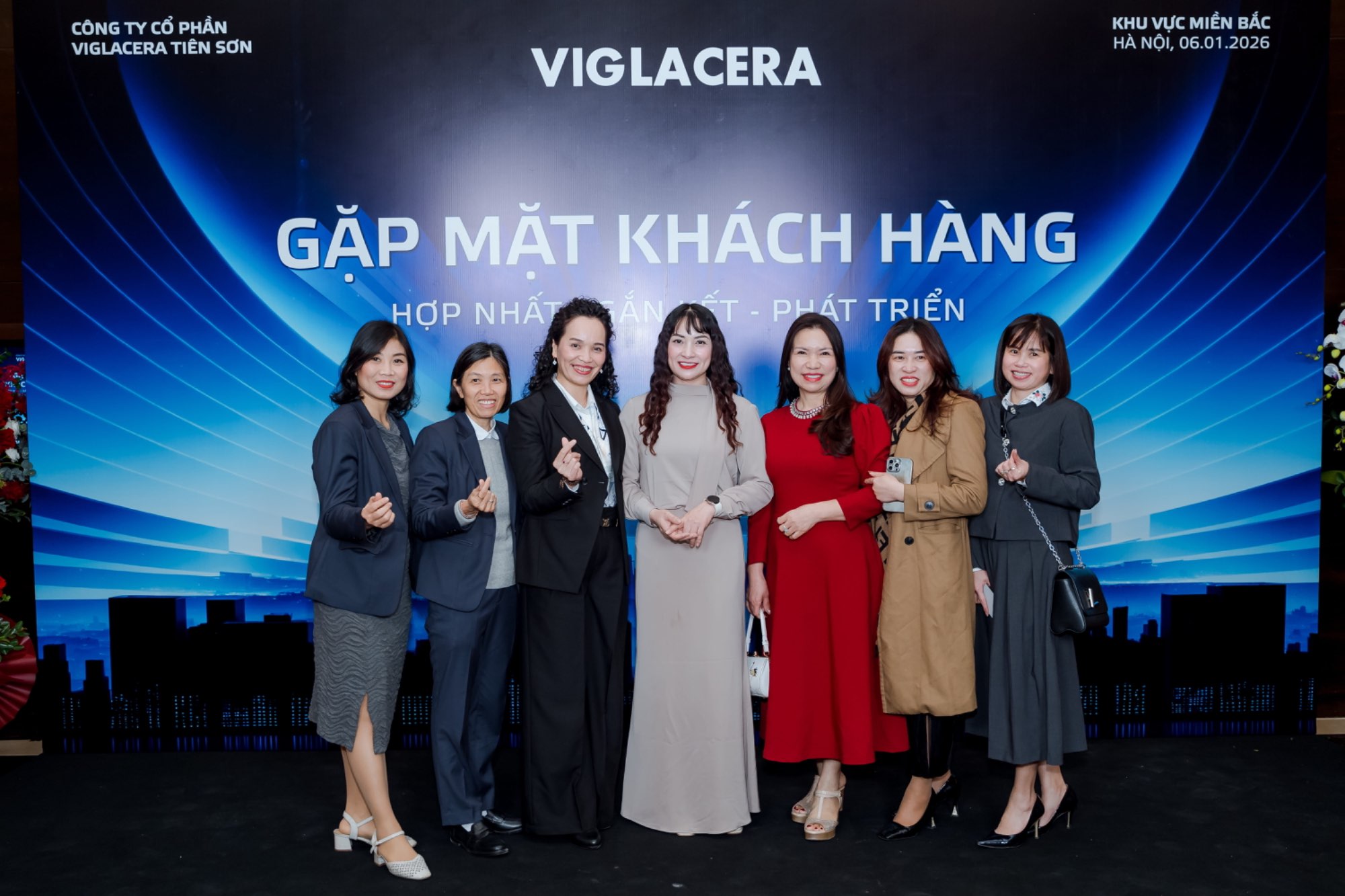 CÔNG TY CỔ PHẦN VIGLACERA TIÊN SƠN GẶP MẶT KHÁCH HÀNG 2026 TẠI MIỀN BẮC VỚI CHỦ ĐỀ “HỢP NHẤT – GẮN KẾT – PHÁT TRIỂN”