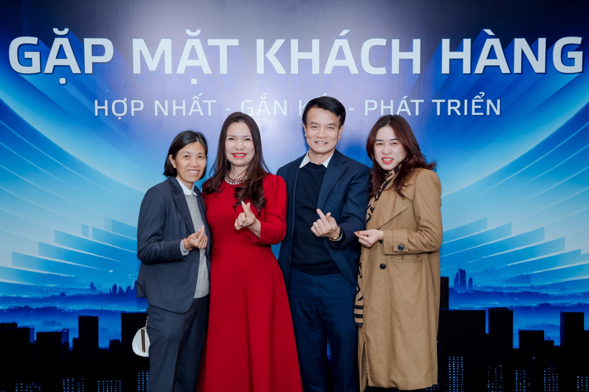 CÔNG TY CỔ PHẦN VIGLACERA TIÊN SƠN GẶP MẶT KHÁCH HÀNG 2026 TẠI MIỀN BẮC VỚI CHỦ ĐỀ “HỢP NHẤT – GẮN KẾT – PHÁT TRIỂN”