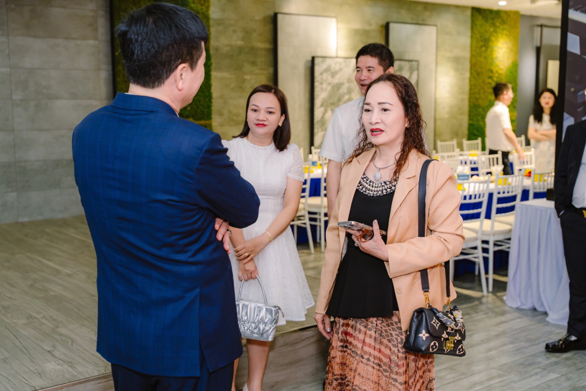 VIGLACERA TIÊN SƠN KHÉP LẠI CHUỖI SỰ KIỆN KHAI XUÂN PHÁT TRIỂN VÀ THÀNH CÔNG