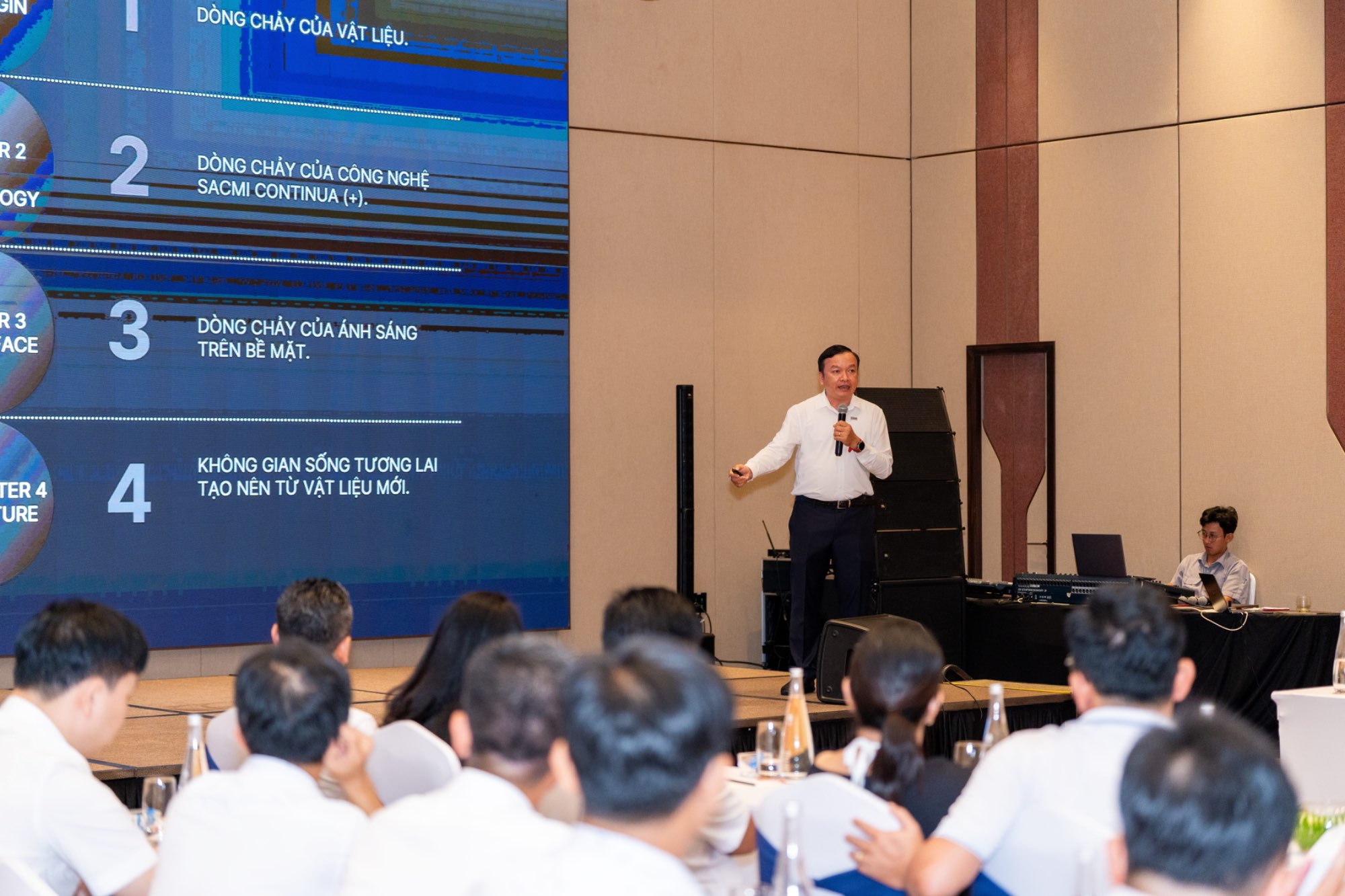 THE NEXT FLOW – VỮNG BƯỚC ĐỒNG HÀNH