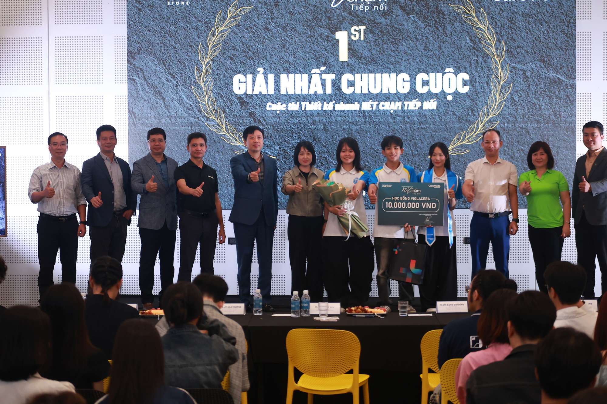 CHÂN DUNG QUÁN QUÂN VÀ CÁC TÁC GIẢ XUẤT SẮC CỦA CUỘC THI THIẾT KẾ “NÉT CHẠM TIẾP NỐI 2025”