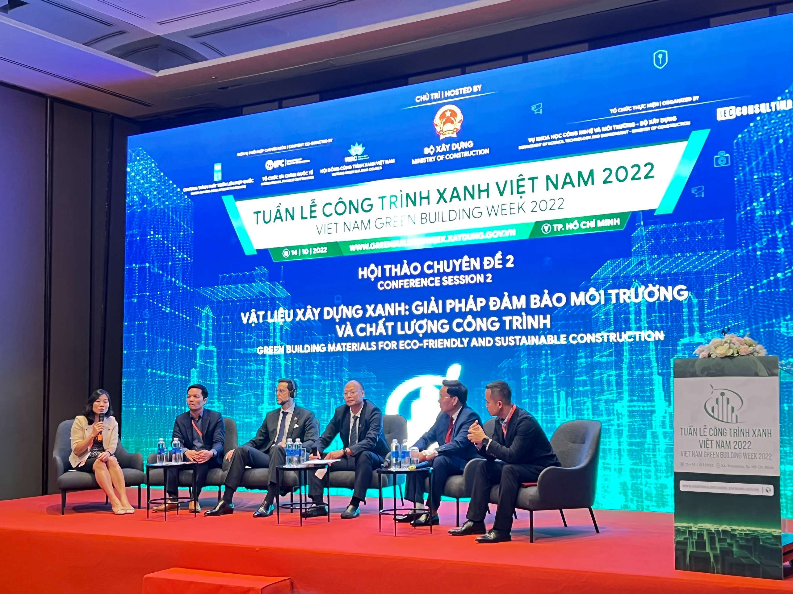 Viglacera tham dự Tuần lễ Công trình xanh Việt Nam 2022 - Hướng tới mục tiêu phát triển bền vững